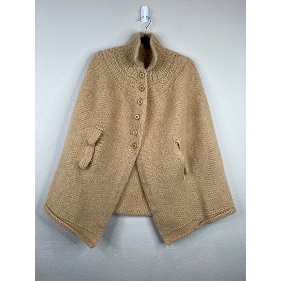 Vintage Button-Up Cape Handmade 60s 70s Grandma Winter - Picture 1 of 8
